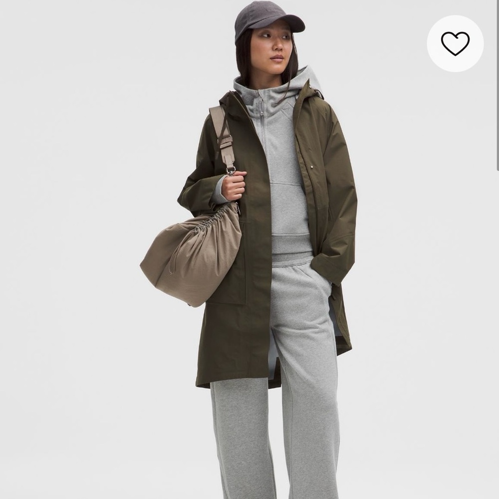 NWT lululemon Fishtail Rain Coat